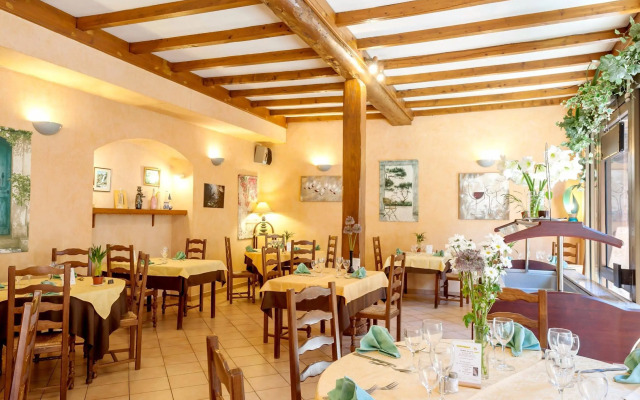 Hotel Le Saint Clément