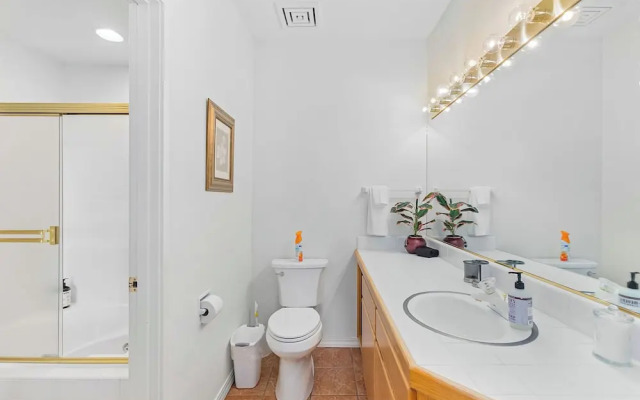 Snowcap Escape at Mount Bachelor