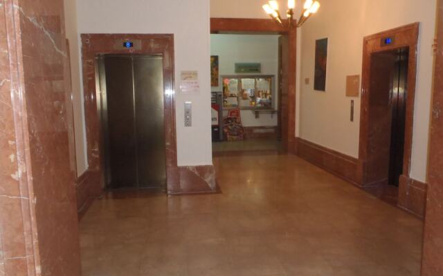 Almog Studio