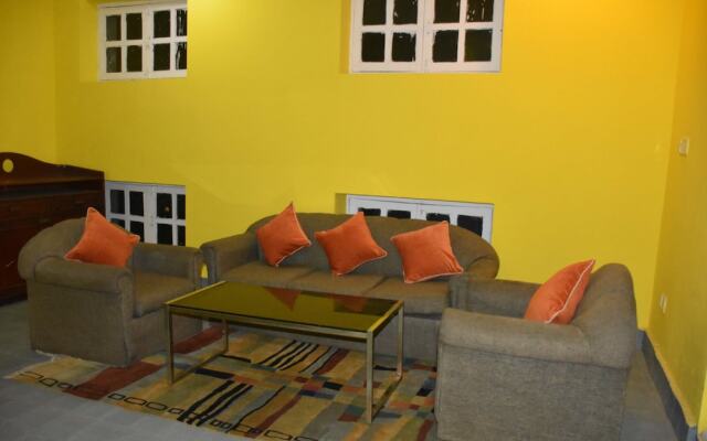 Yellow Durbar Apartment and Lounge