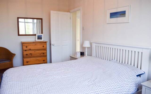 Stunning and Spacious 3 Bedroom House With Garden