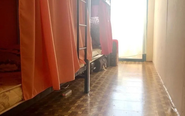 Friends House Hostel