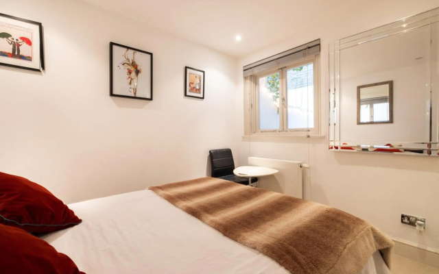Niru 5-Star Hidden Secret on Earl's Court