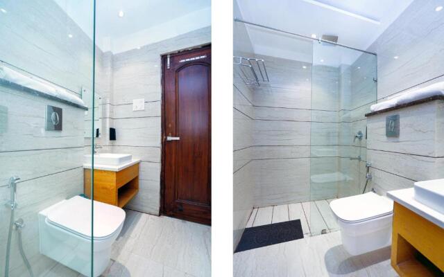 Hotel Aura Grand by Levelup