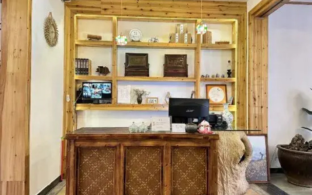 Siyue Homestay (Hongcun Scenic Area Branch)