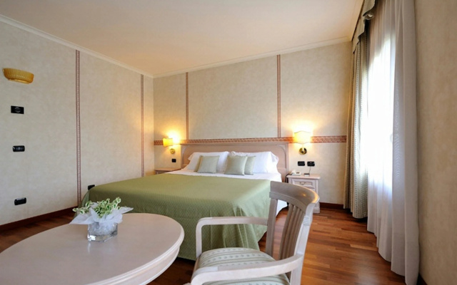 Hotel Roxy Plaza
