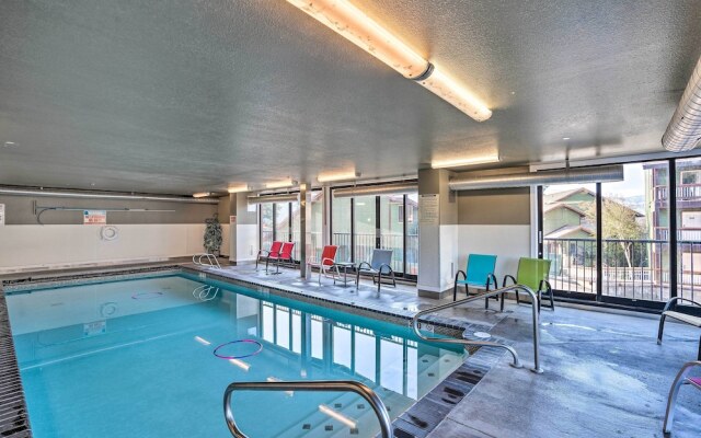 Resort-style Condo w/ Lake Chelan & Mtn Views