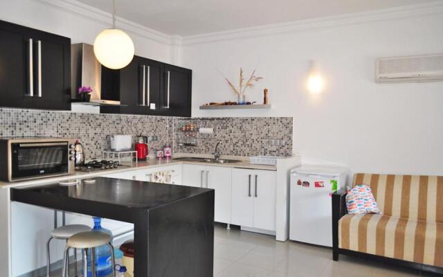 Hillcrest Apartment