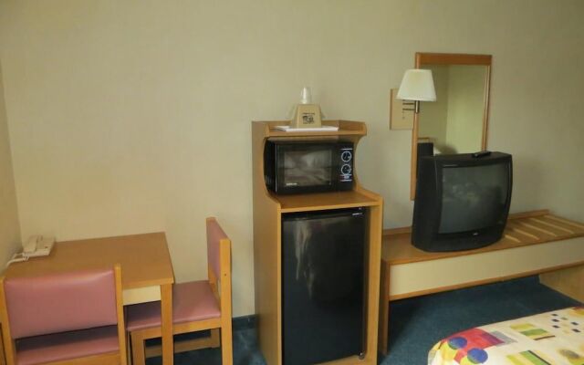 Homestyle Inn & Suites