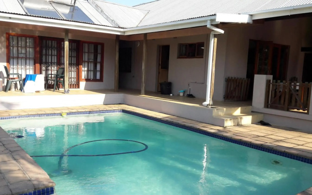 Jacaranda Guesthouse