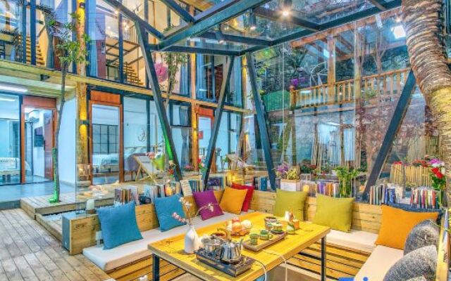 Xiangshan's Island·Viewing House Tipsy Designer Light Luxury Beauty