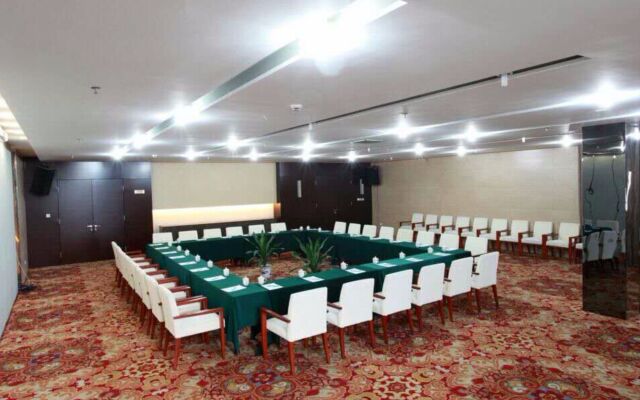 Huangshan Xin'an Country Villa