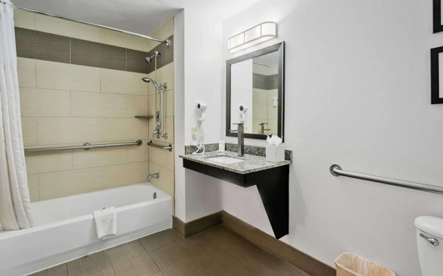 Comfort Inn Chandler - Phoenix South I-10