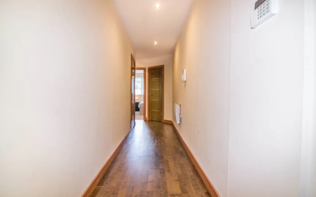 Modern 2 bed apartment in London - RGB 65388