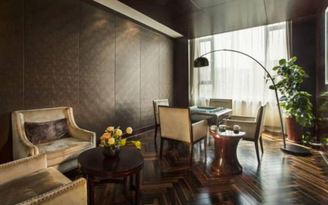 Tanglong International Hotel