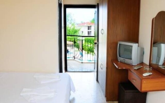 Las Palmeras Hotel