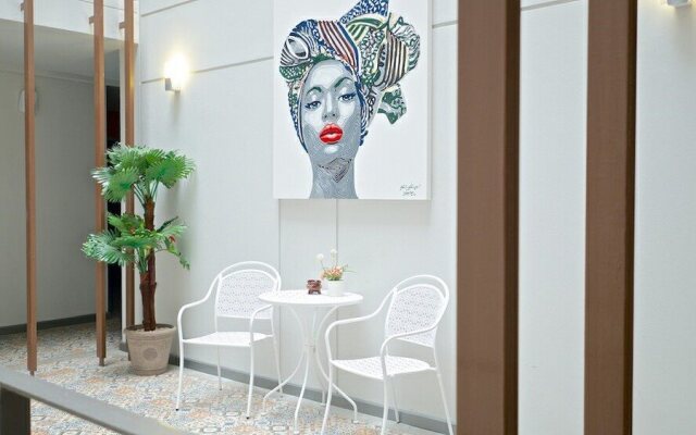 BB House Mini Suite Hotel
