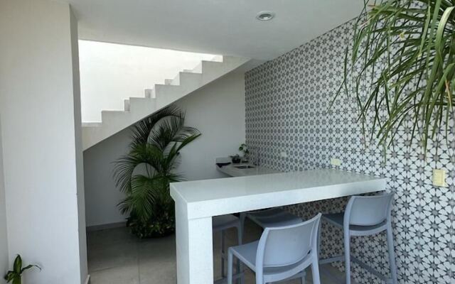 Kuyaan 44 Suites