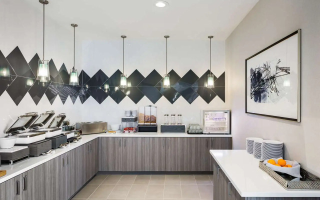 Best Western Premier Hotel at Fisher's Landing