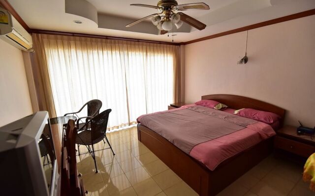 Thip House