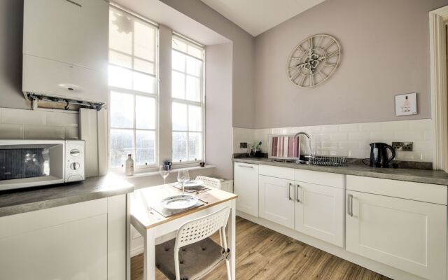 Oxford - New Town Apartment