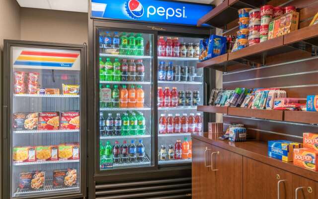 Ramada by Wyndham Minneapolis Golden Valley