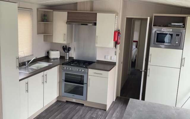 Captivating 3-bed Cabin in Rhyl