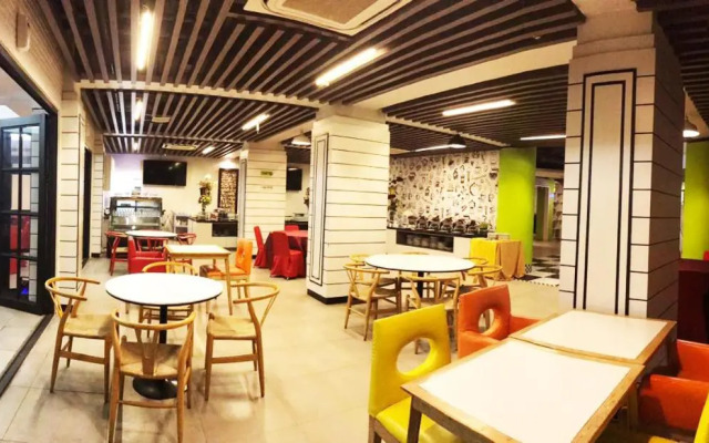 MaxOneHotels at Vivo Palembang