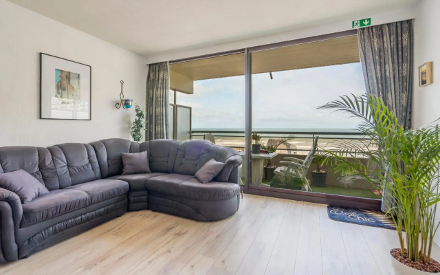 Luxueuze vakantiestudio met zeezicht en terras in Oostende
