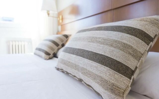 Likeahotel - Place Des Festivals