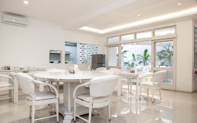 RedDoorz near Padjajaran University 2