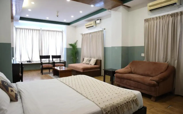 OYO 11137 Hotel Morgen Suites