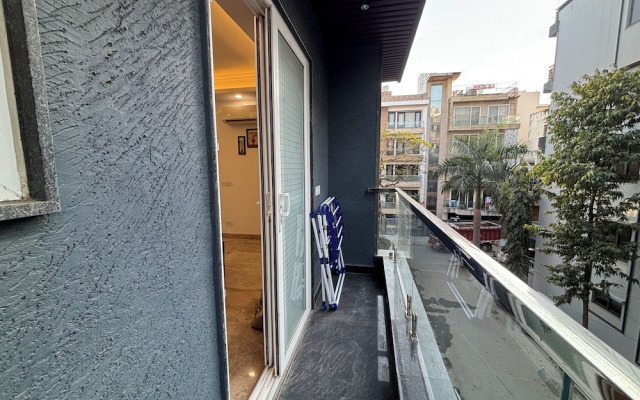 Fortune Home Service Apartment 3Bhk J150