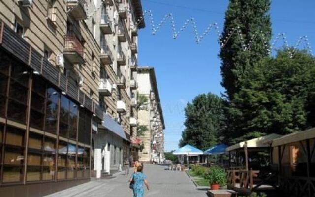 Apartments on Alleya Geroev