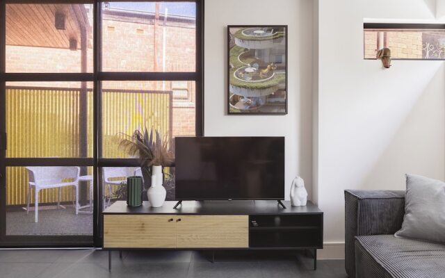 MAC Middle Park by Melbourne Apartment Collection