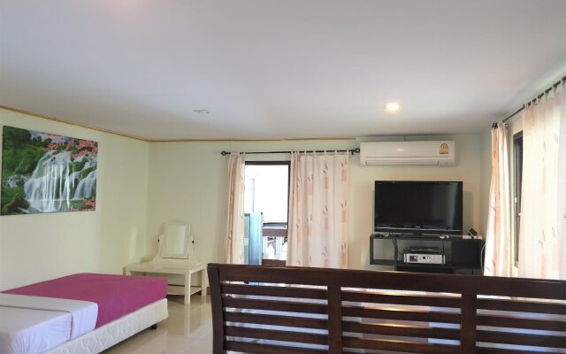 Samchai Resort