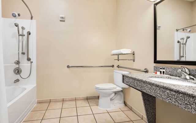 Spark by Hilton Savannah South I-95