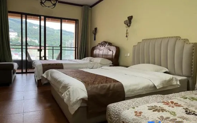 Lianju |· Dai - style Riverside Holiday Homestay (Gaozhuang Starlight Night Market Store) – Guest Rooms – Xishuangbanna