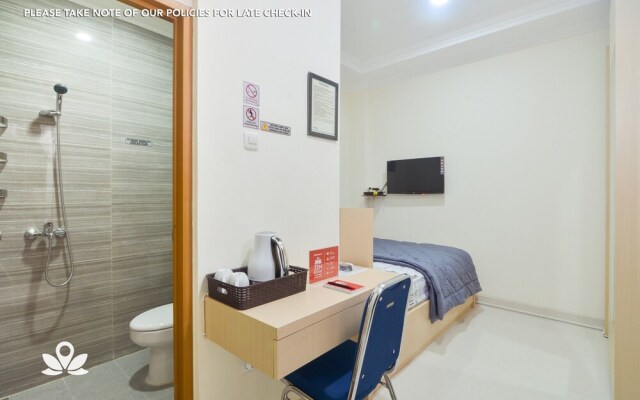 ZEN Rooms Near Stasiun Sudirman