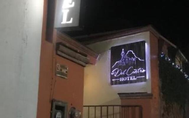 Del Centro Hotel
