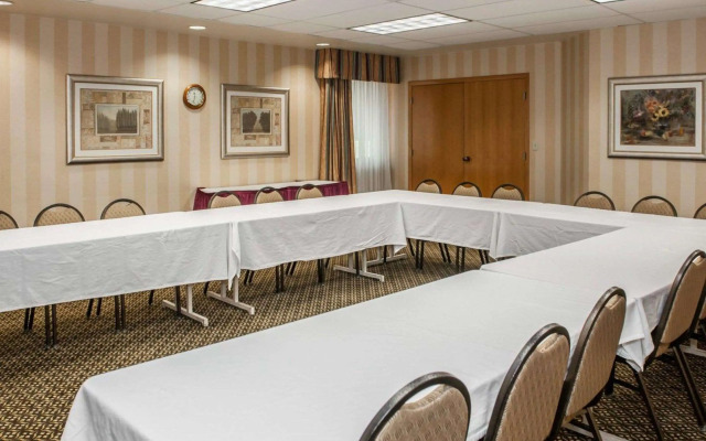 Quality Inn Indy Castleton