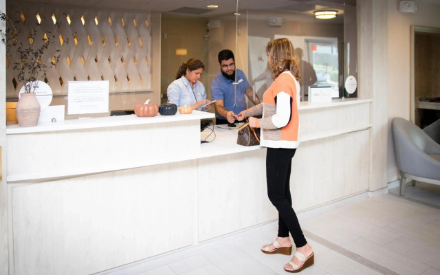 Candlewood Suites Miami Intl Airport-36th St by IHG