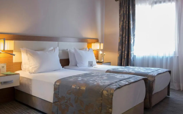 Yasmak Comfort Hotel