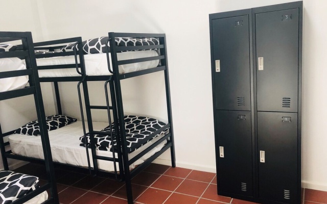 St Kilda Accommodation - Hostel – Guest Rooms – Melbourne