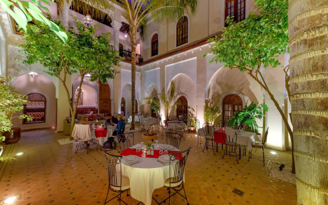 Riad Amina