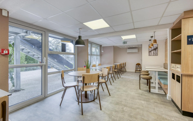 Premiere Classe Lyon Est - Aéroport Saint Exupéry