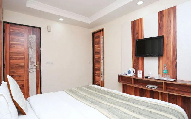 Oyo 13338 Hotel Atithi