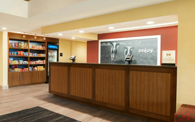 Hampton Inn West Des Moines Lake Drive
