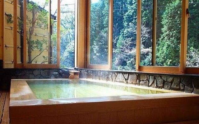 Kamigoten Ryokan
