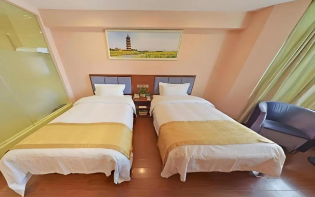 GreenTree Alliance Jiangsu Yangzhou Hanjiang Middle Road Libao Square Hotel